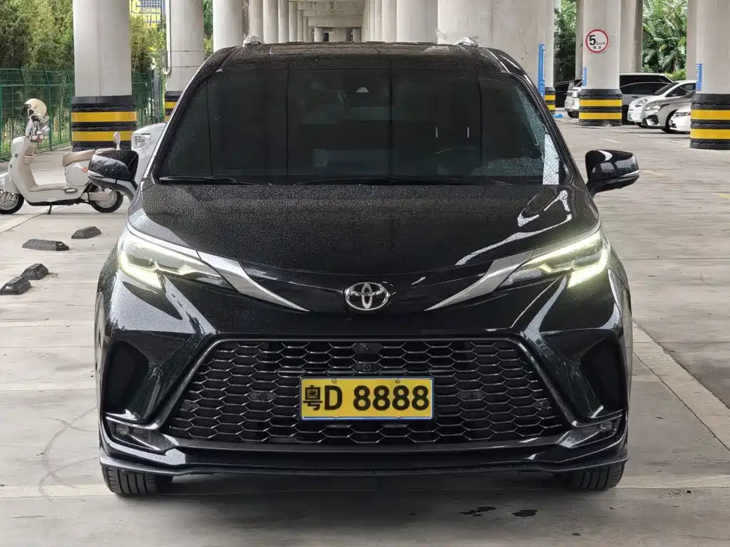 Toyota Granvia
