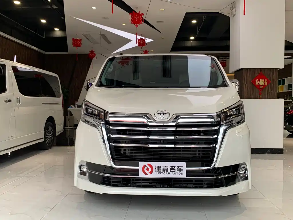 Toyota Granvia (Overseas) — фото 2