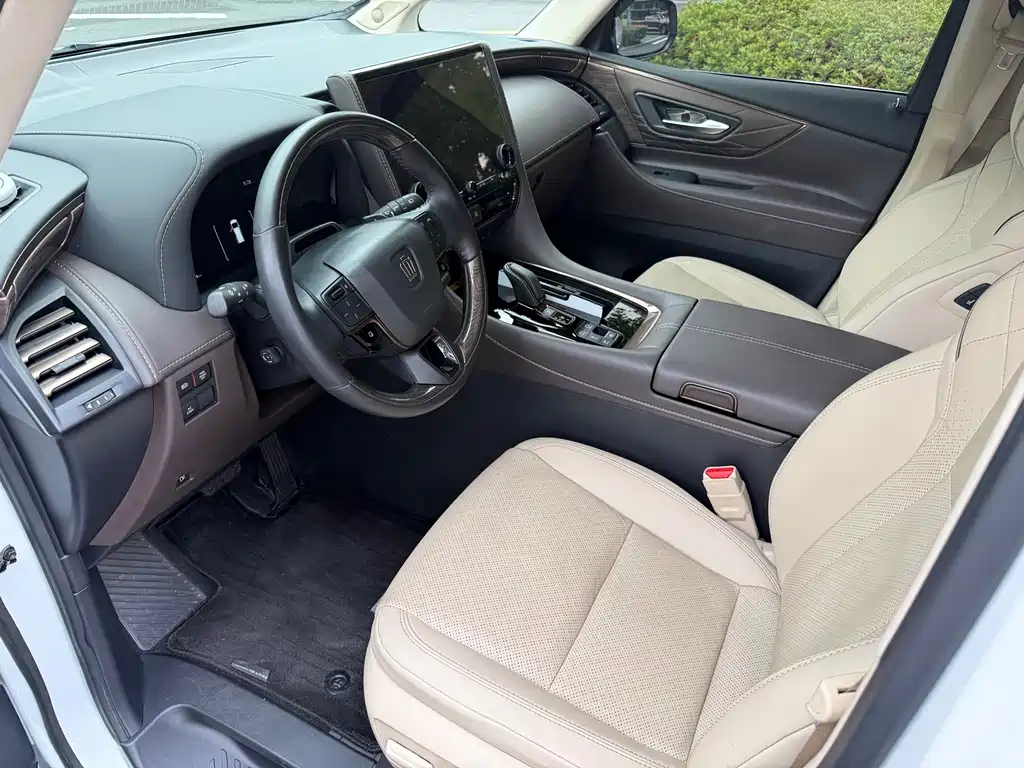Toyota Vellfire — фото 5