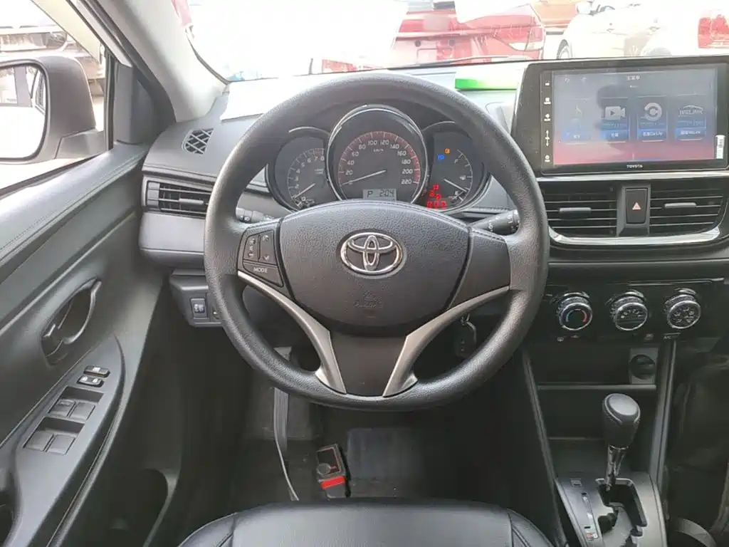 Toyota Vios FS — фото 11