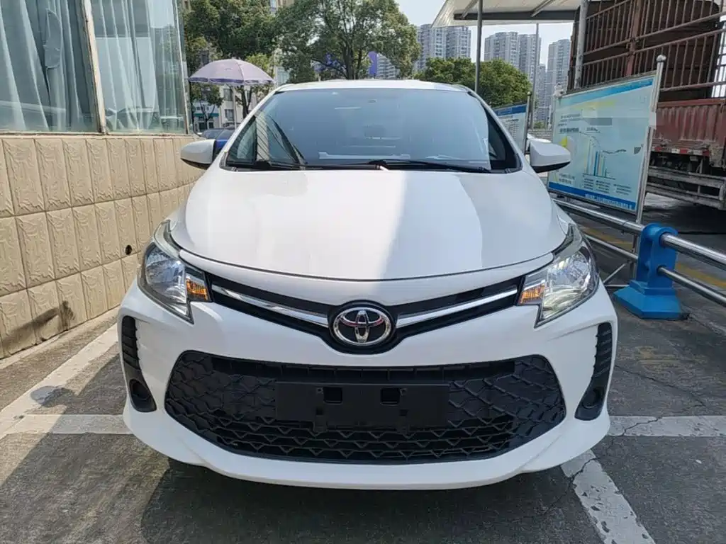Toyota Vios FS — фото 3