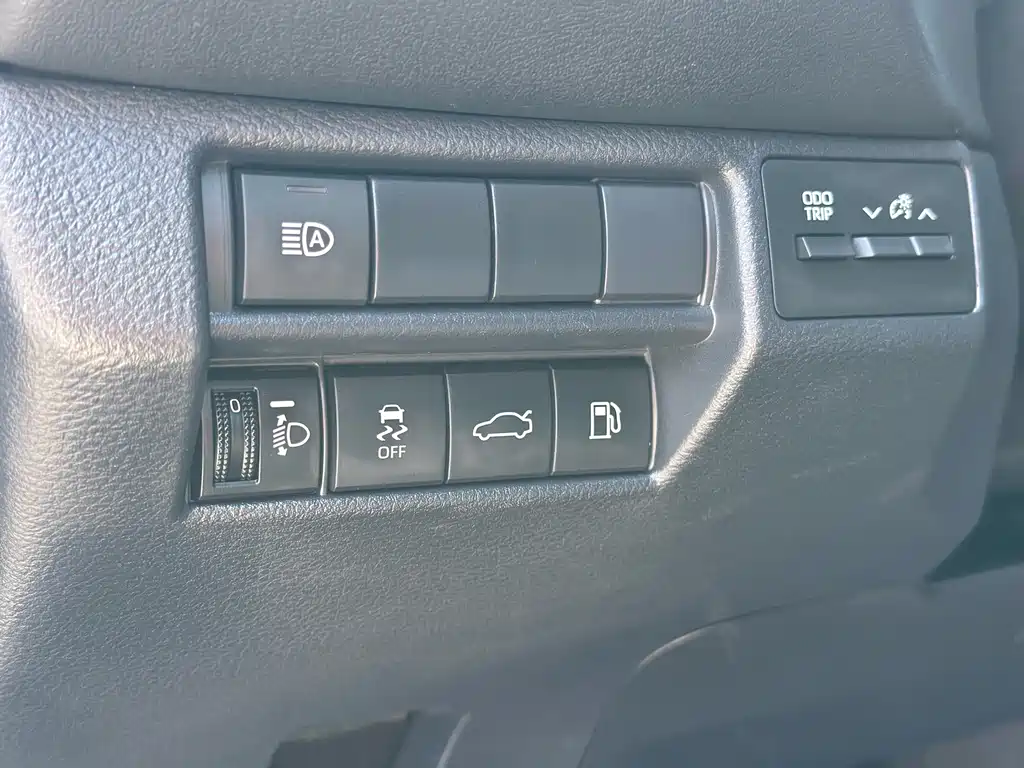 Toyota Avalon — фото 10