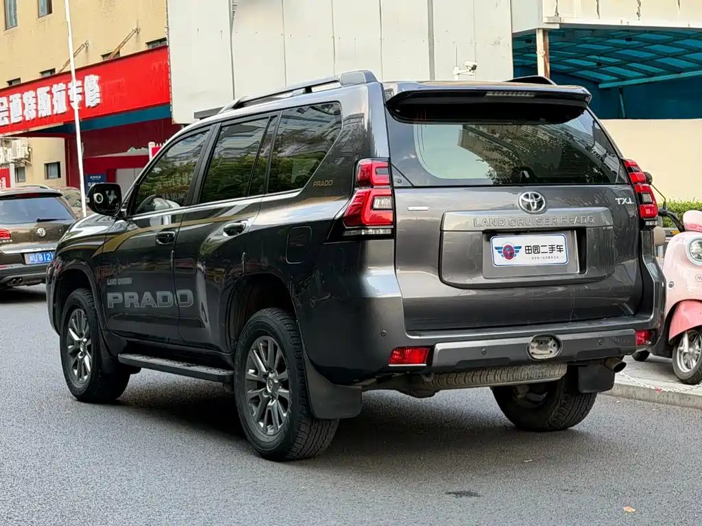 Toyota Prado (Import) — фото 4