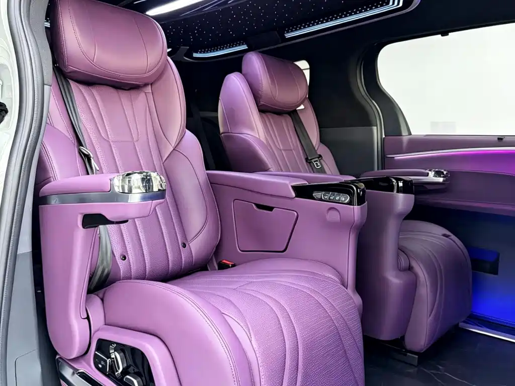 Toyota Granvia — фото 5