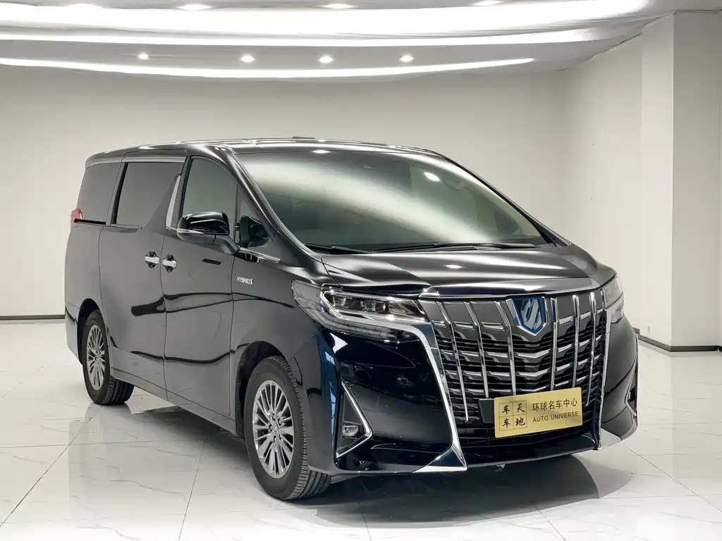 Toyota Alphard — фото 3