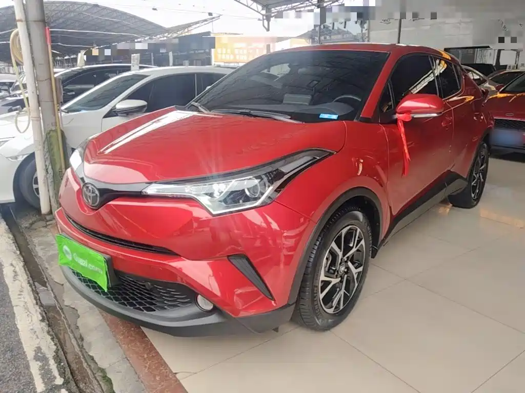 Toyota C-HR — фото 2