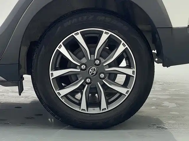 Toyota Yaris L — фото 19