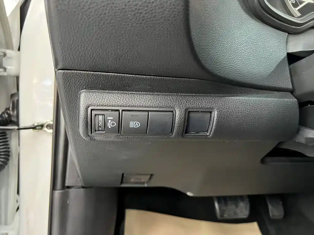 Toyota Levin — фото 13
