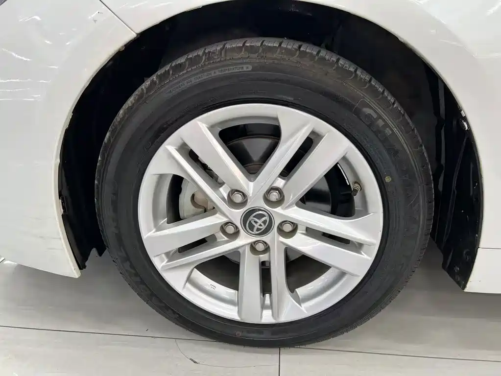 Toyota Levin — фото 18