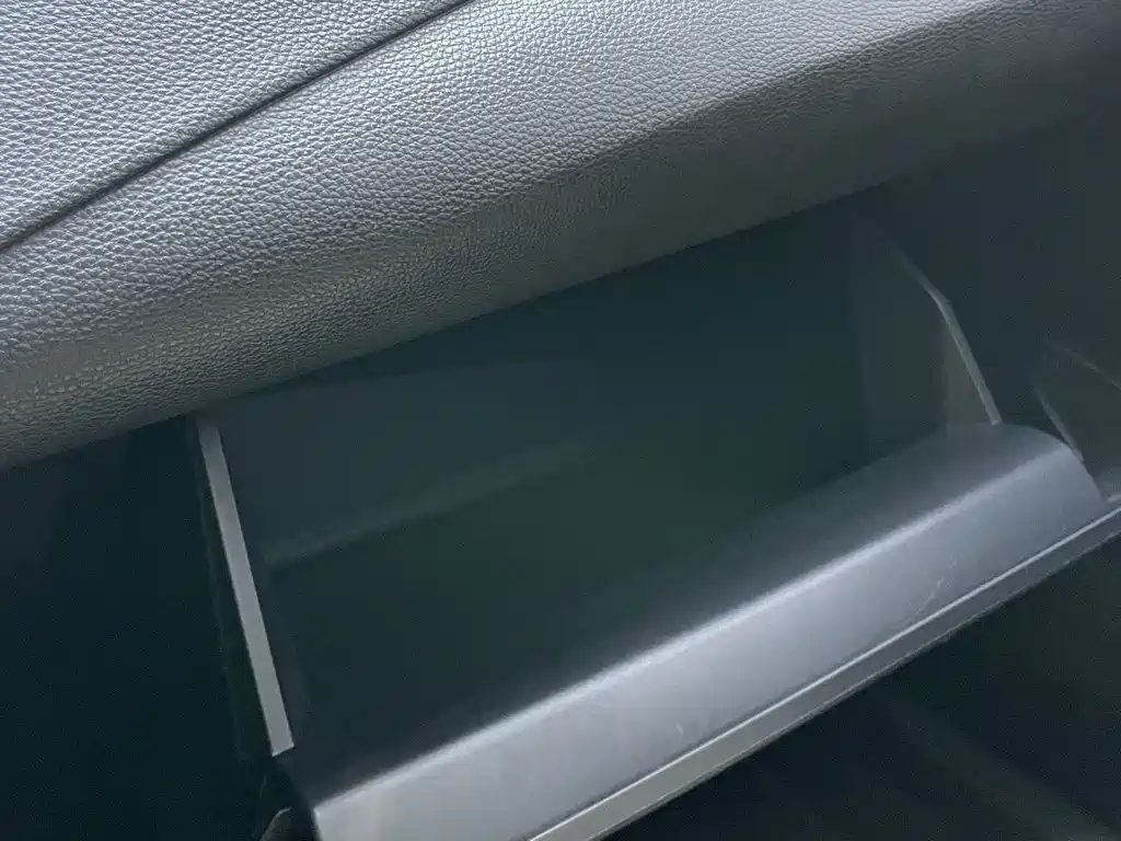Toyota Corolla — фото 15