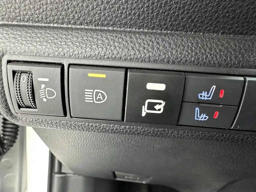 Toyota Levin — фото 13