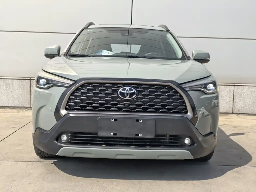 Toyota Corolla Cross — фото 2