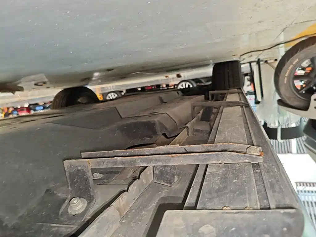 Toyota RAV4 — фото 22