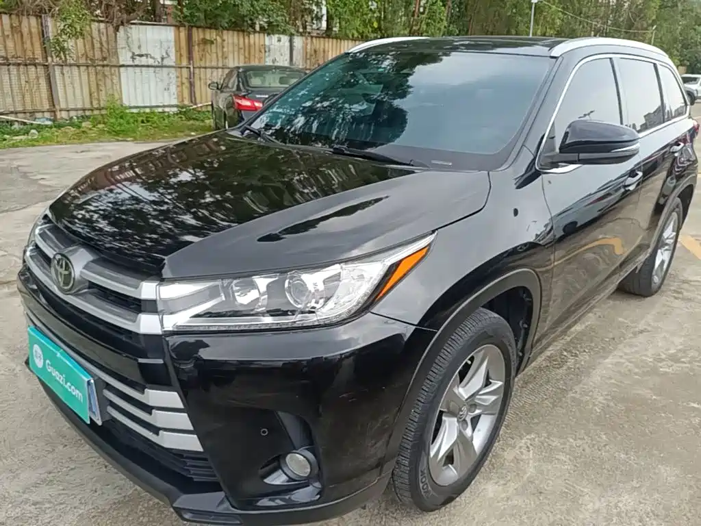 Toyota Highlander — фото 2
