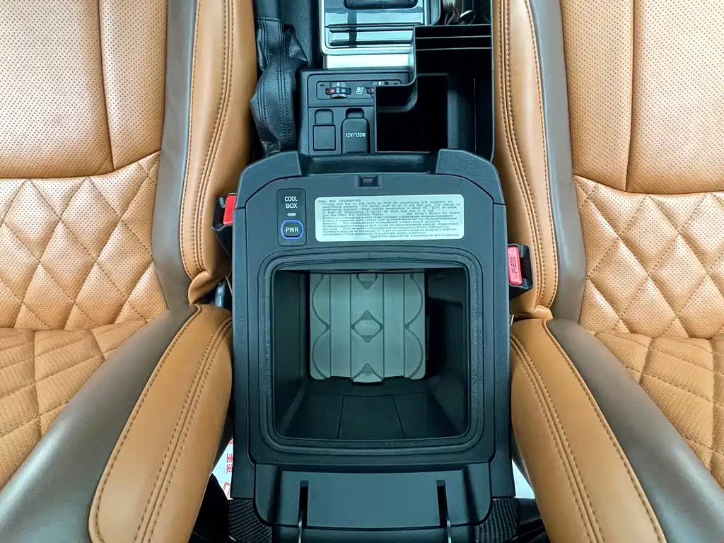 Toyota Prado (Import) — фото 15