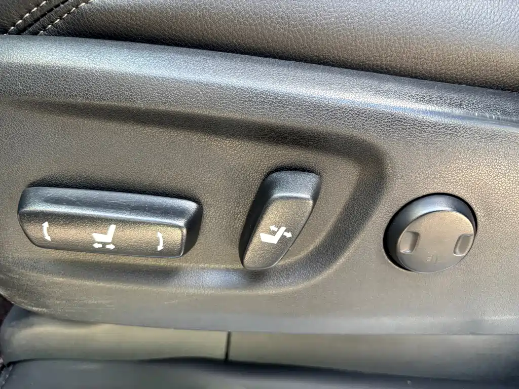Toyota Prado — фото 21