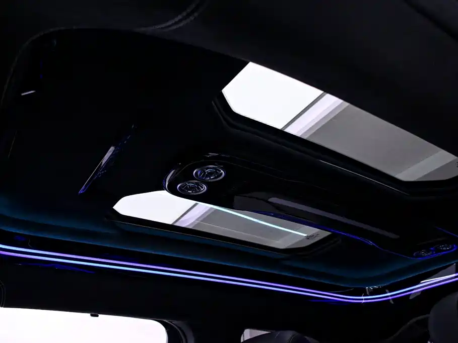 Toyota Sienna — фото 13