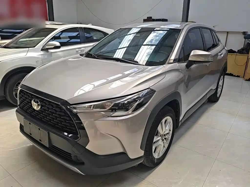 Toyota Corolla Cross — фото 2