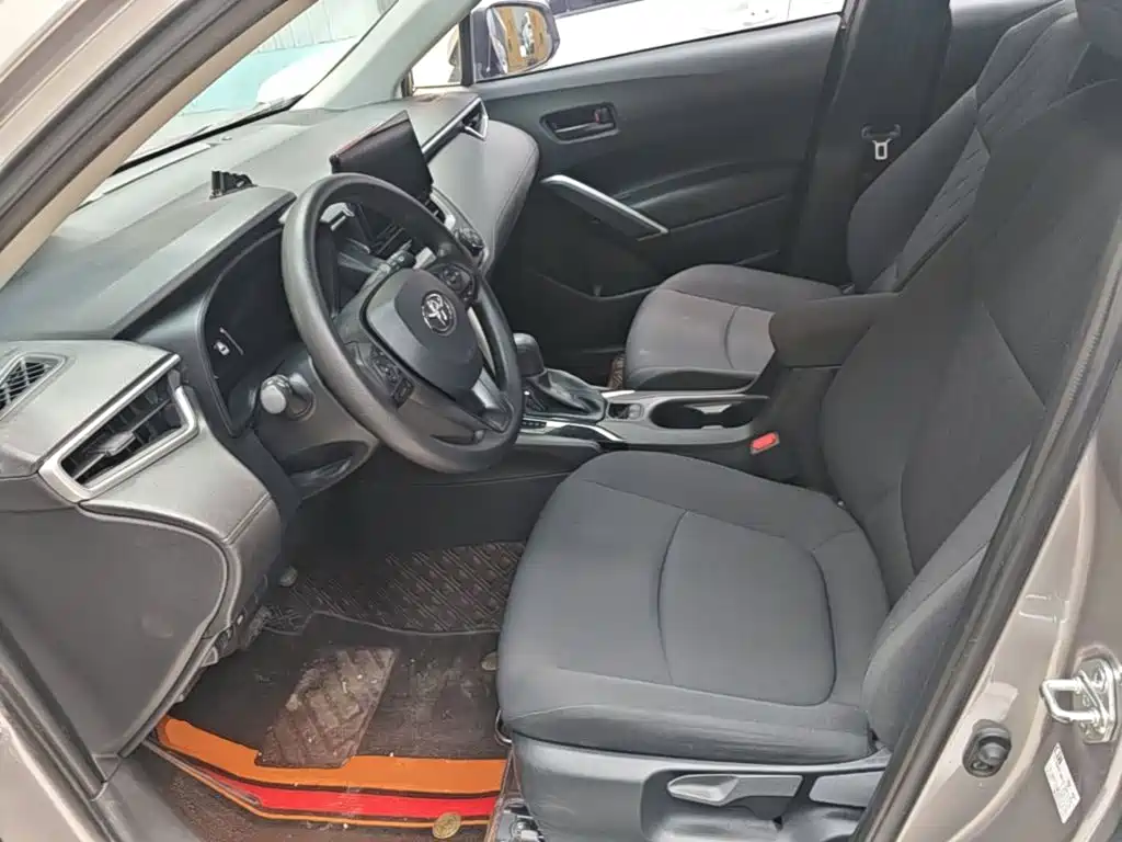 Toyota Corolla Cross — фото 15