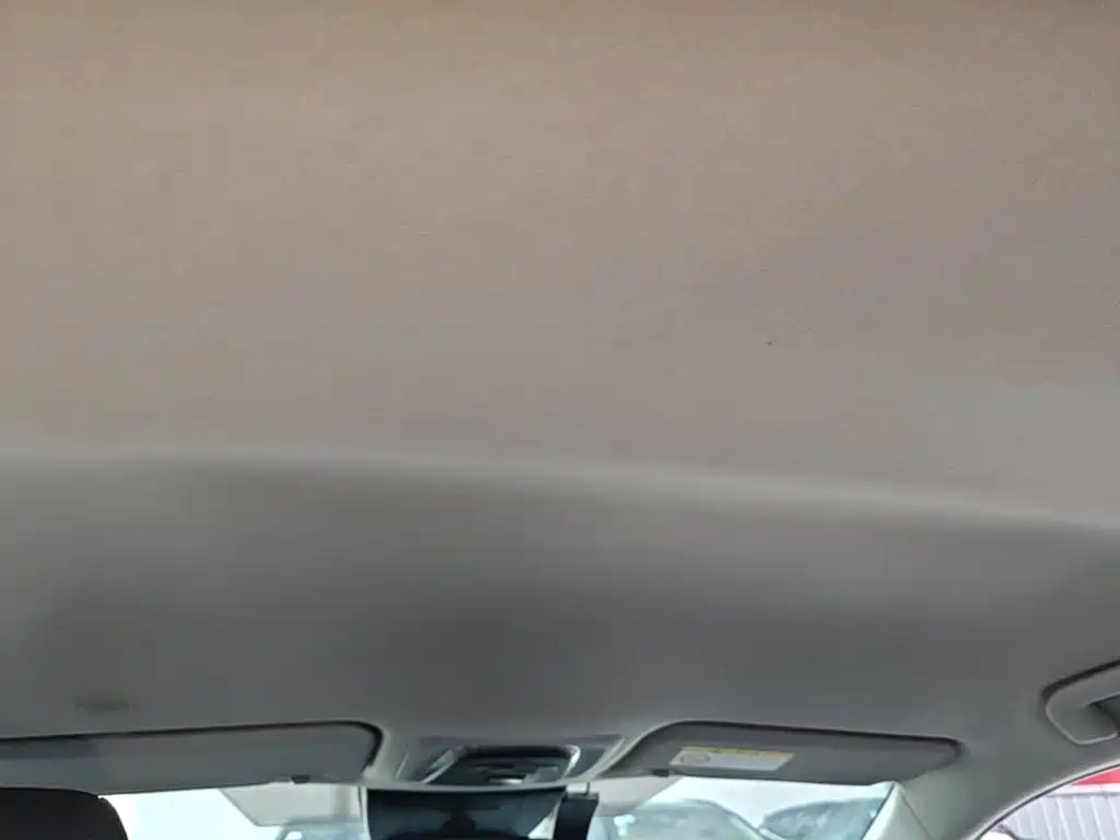 Toyota Corolla Cross — фото 18