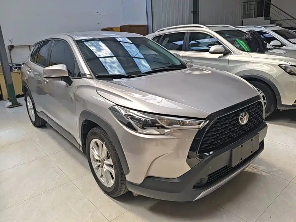 Toyota Corolla Cross — фото 4