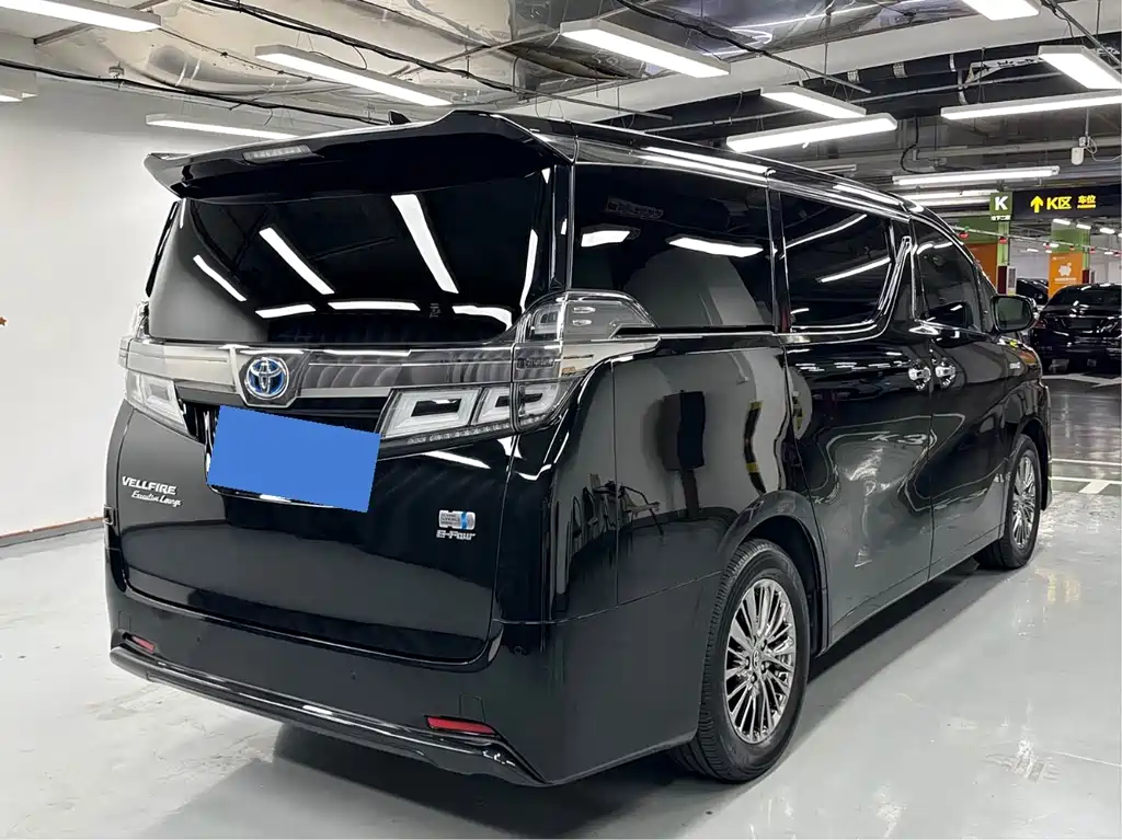 Toyota Vellfire — фото 6