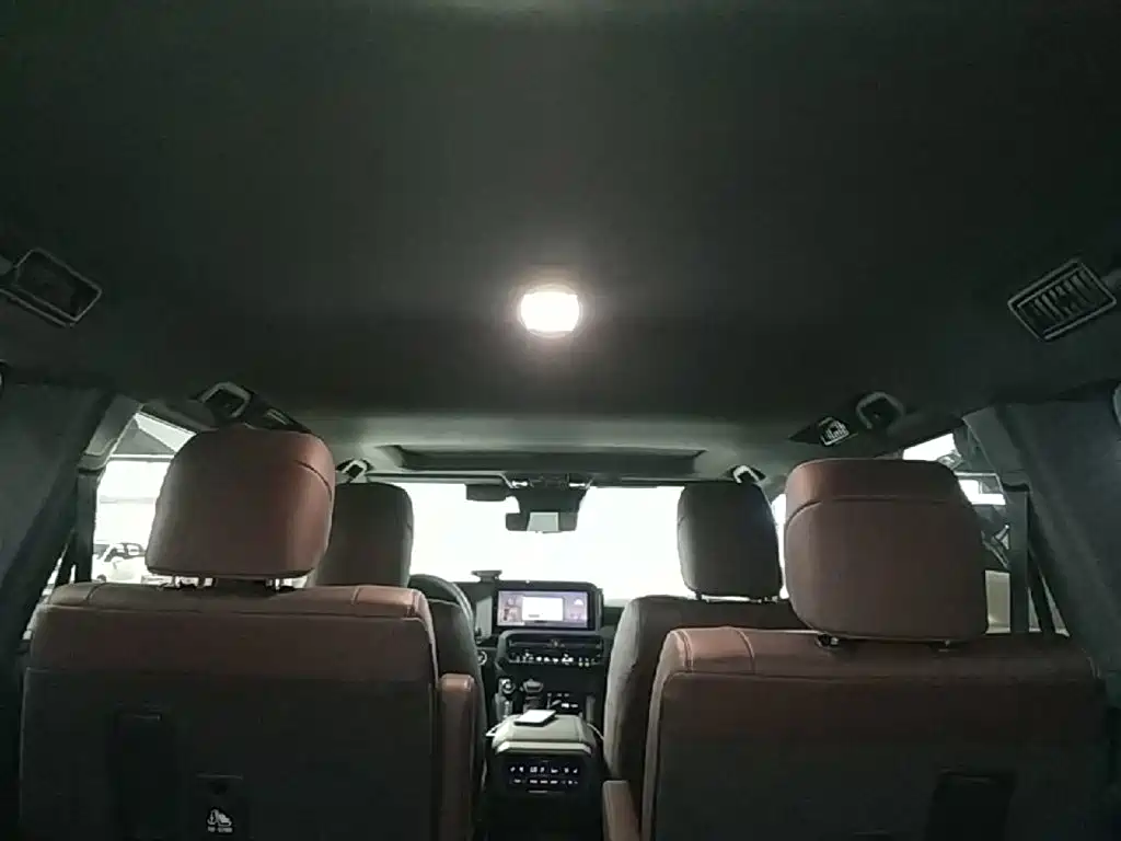 Toyota Prado — фото 18