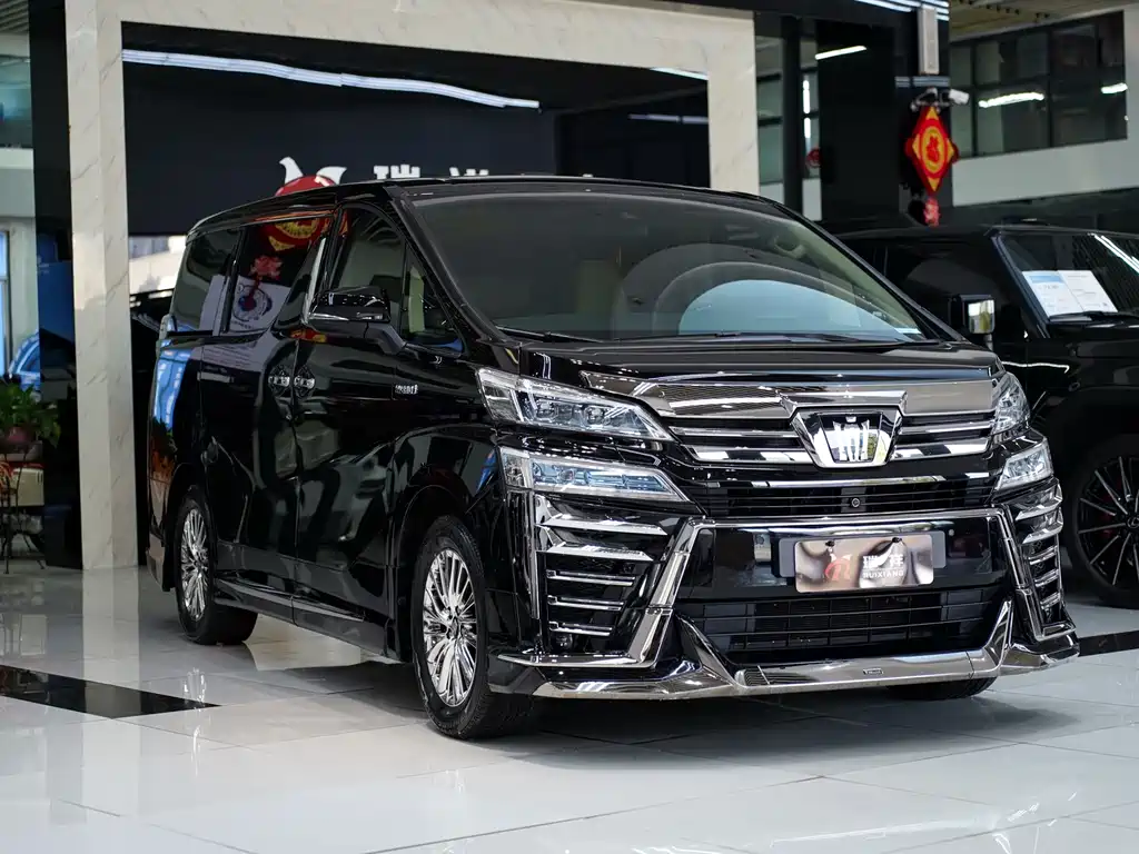Toyota Vellfire — фото 23