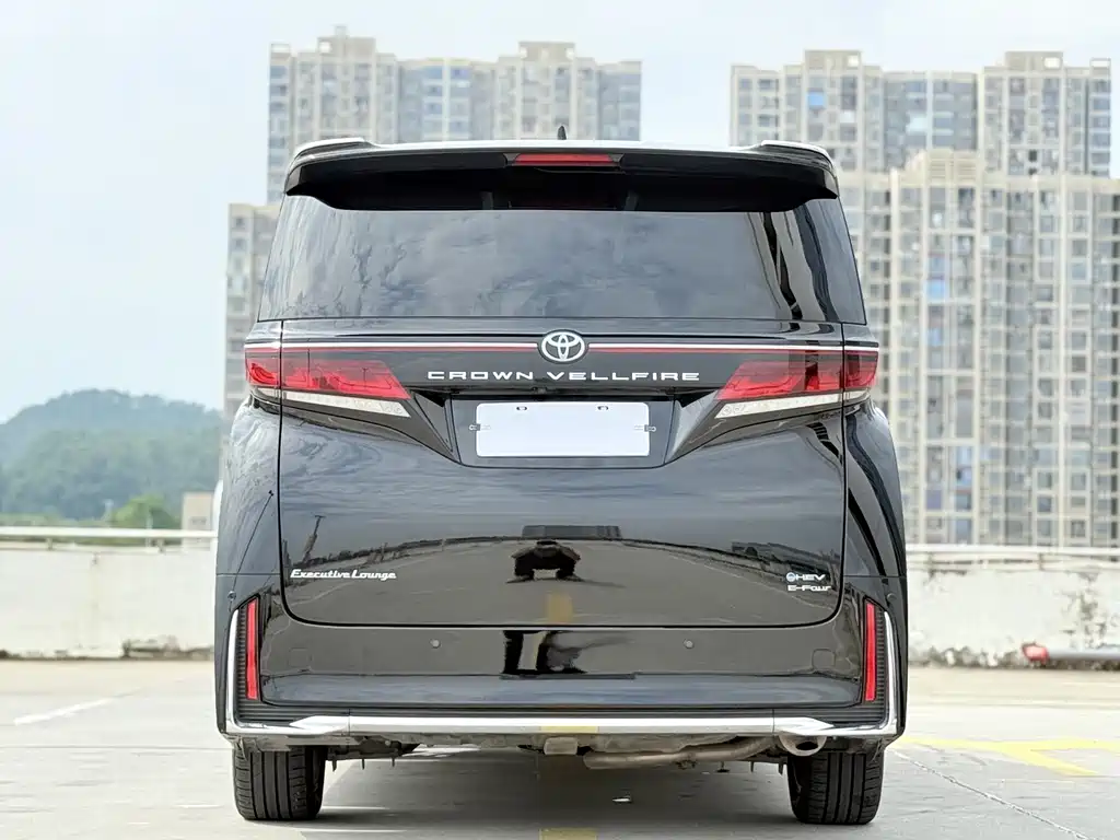 Toyota Vellfire — фото 15