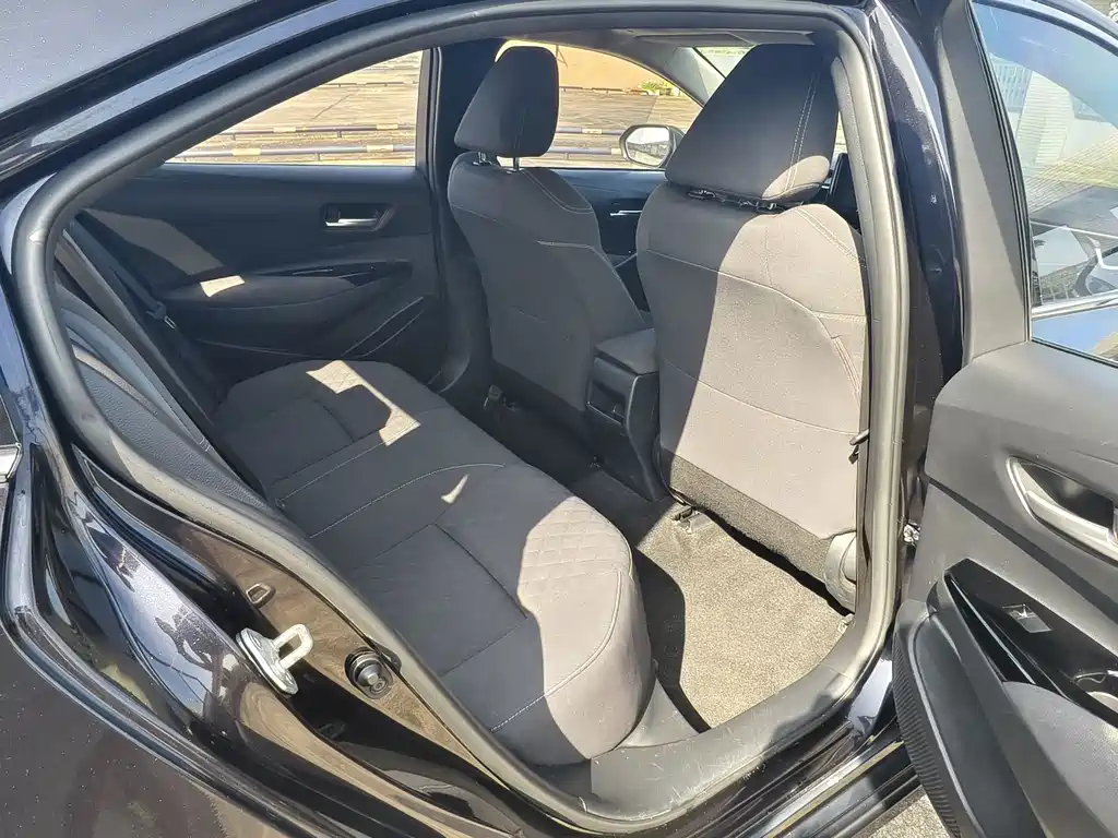Toyota Allion — фото 11