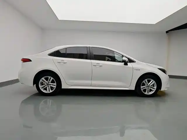 Toyota Levin — фото 17