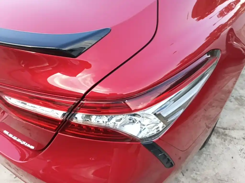 Toyota Camry — фото 8