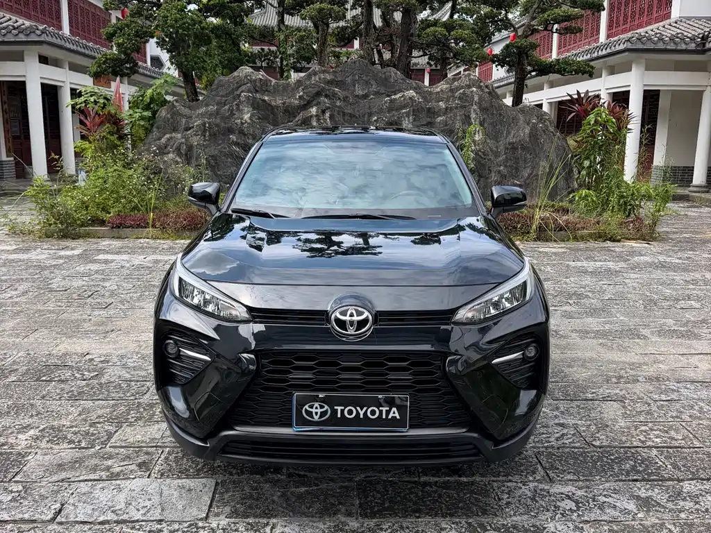 Toyota Wildlander — фото 3