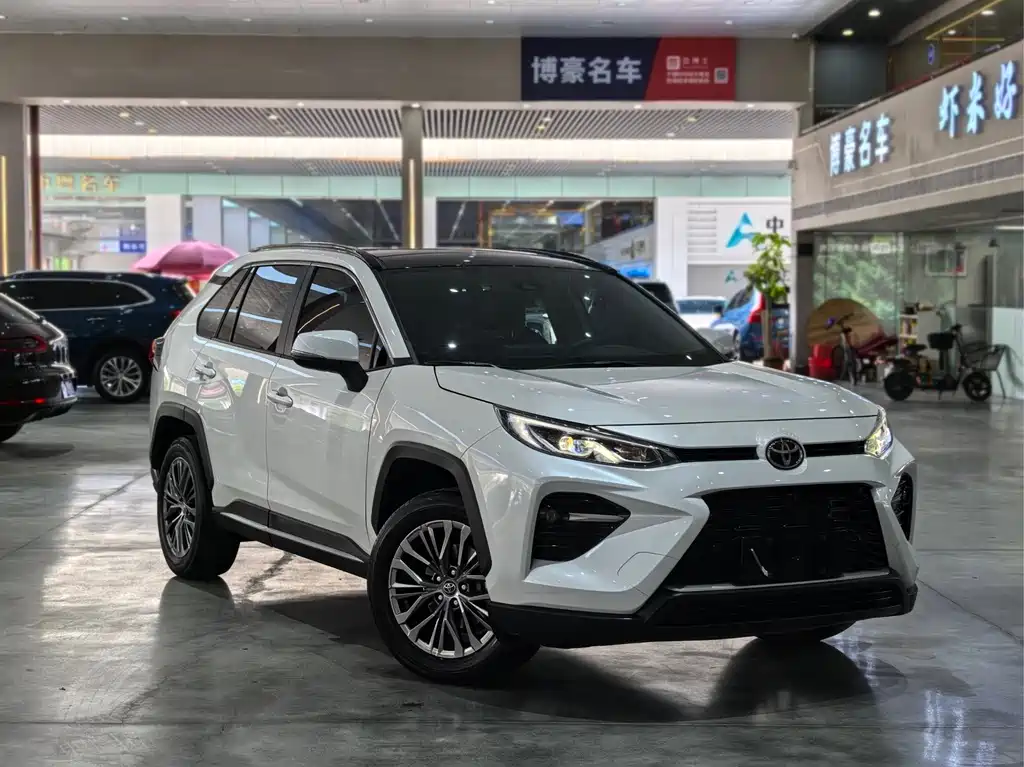 Toyota Wildlander — фото 4
