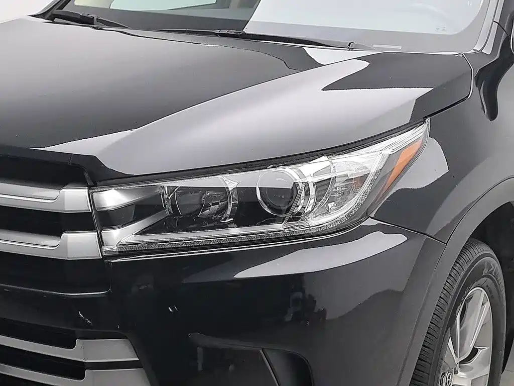 Toyota Highlander — фото 7