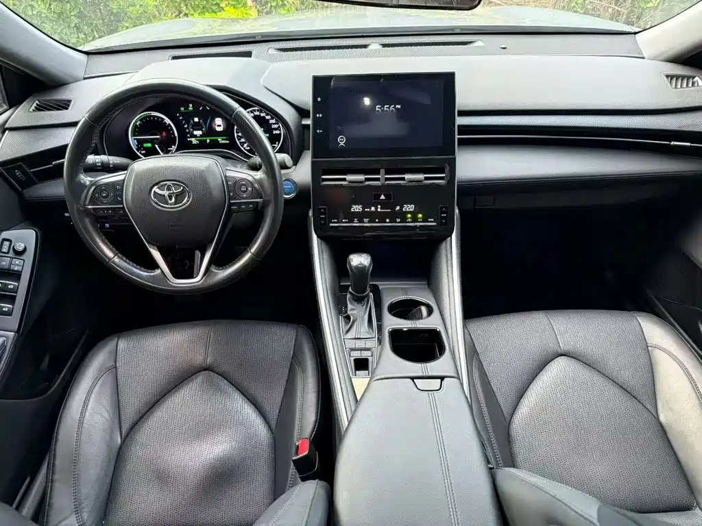 Toyota Avalon — фото 23