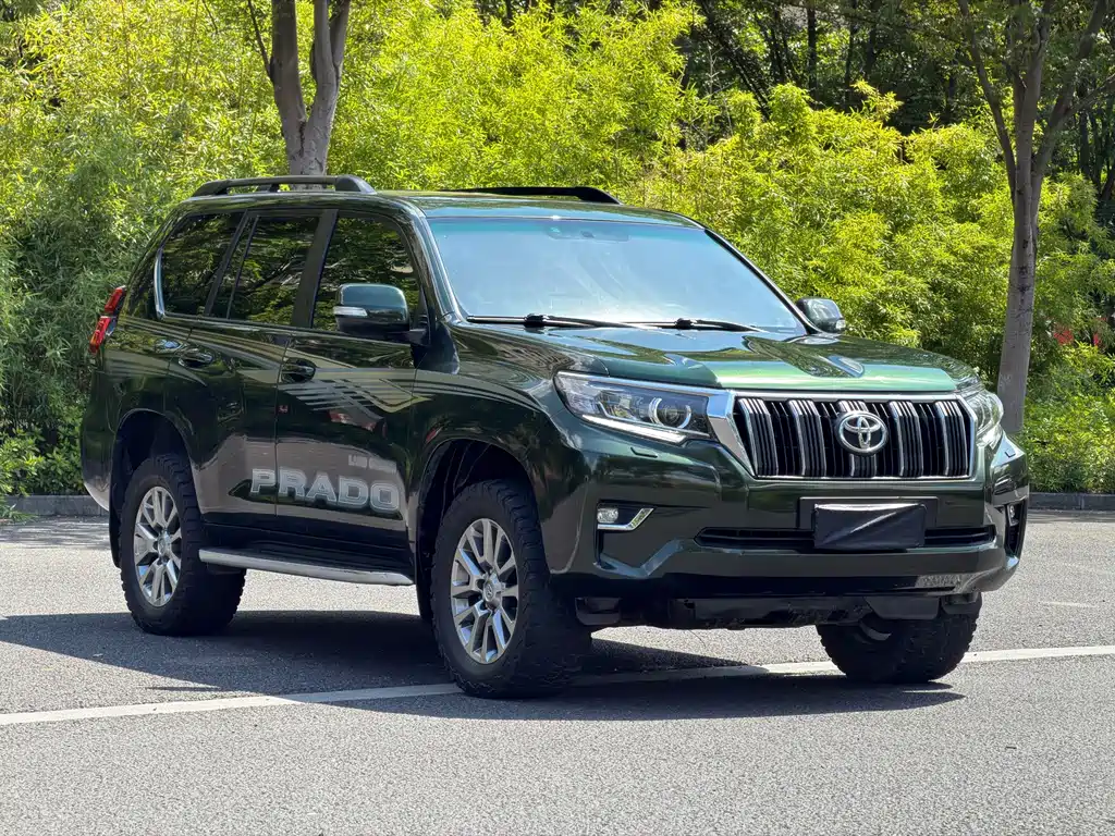 Toyota Prado — фото 3