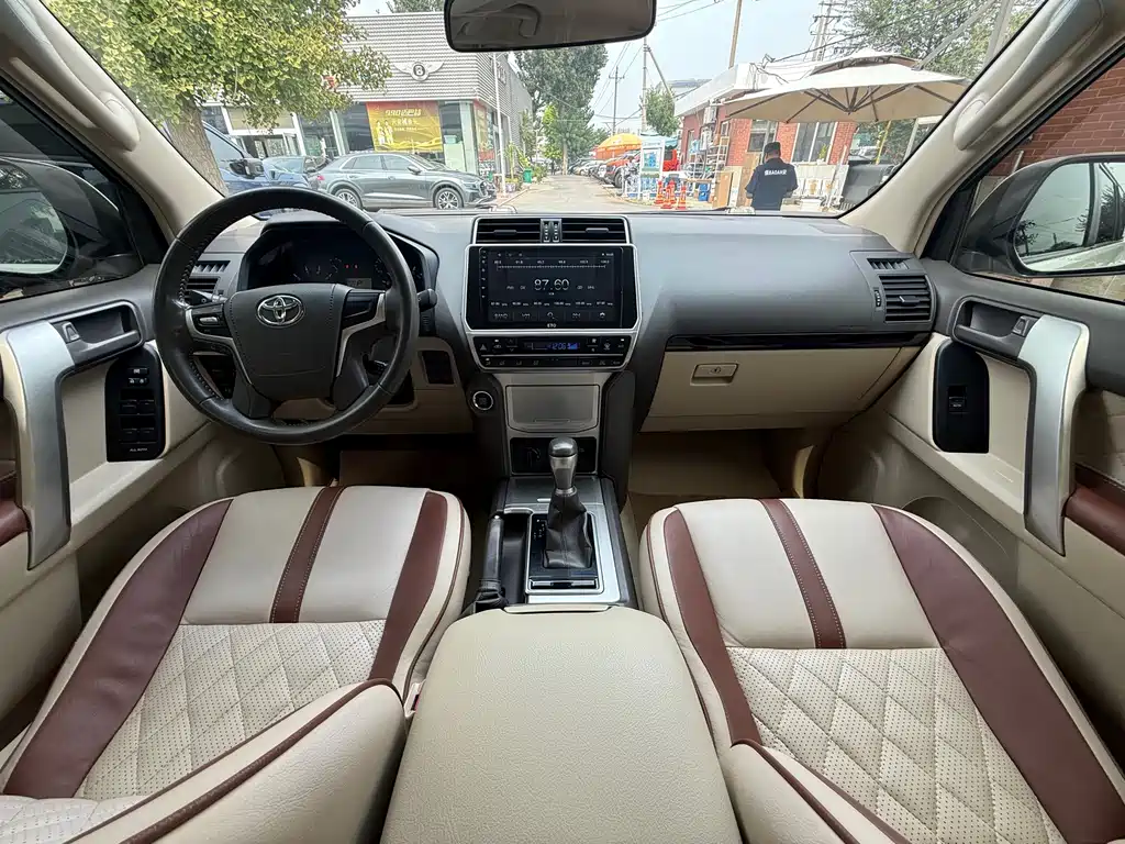 Toyota Prado (Import) — фото 11