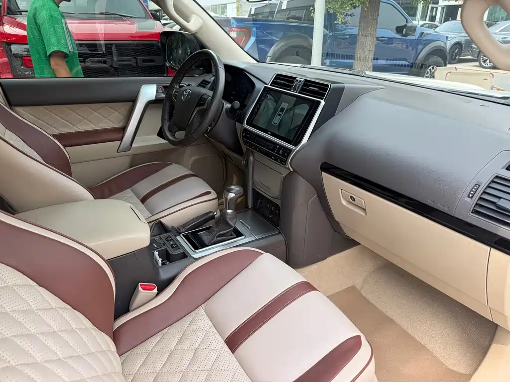 Toyota Prado (Import) — фото 14