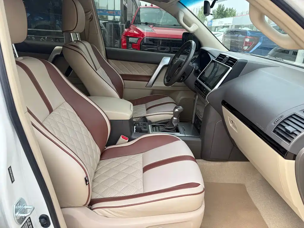 Toyota Prado (Import) — фото 15