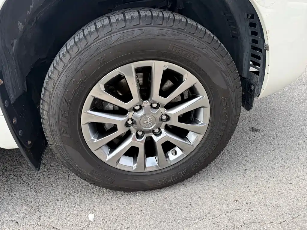 Toyota Prado (Import) — фото 17