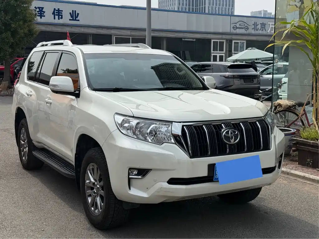 Toyota Prado (Import) — фото 3