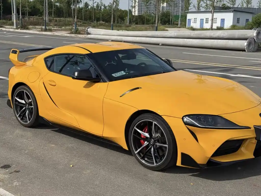Toyota Supra — фото 2