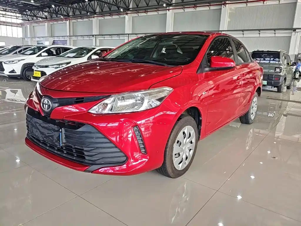 Toyota Vios — фото 2