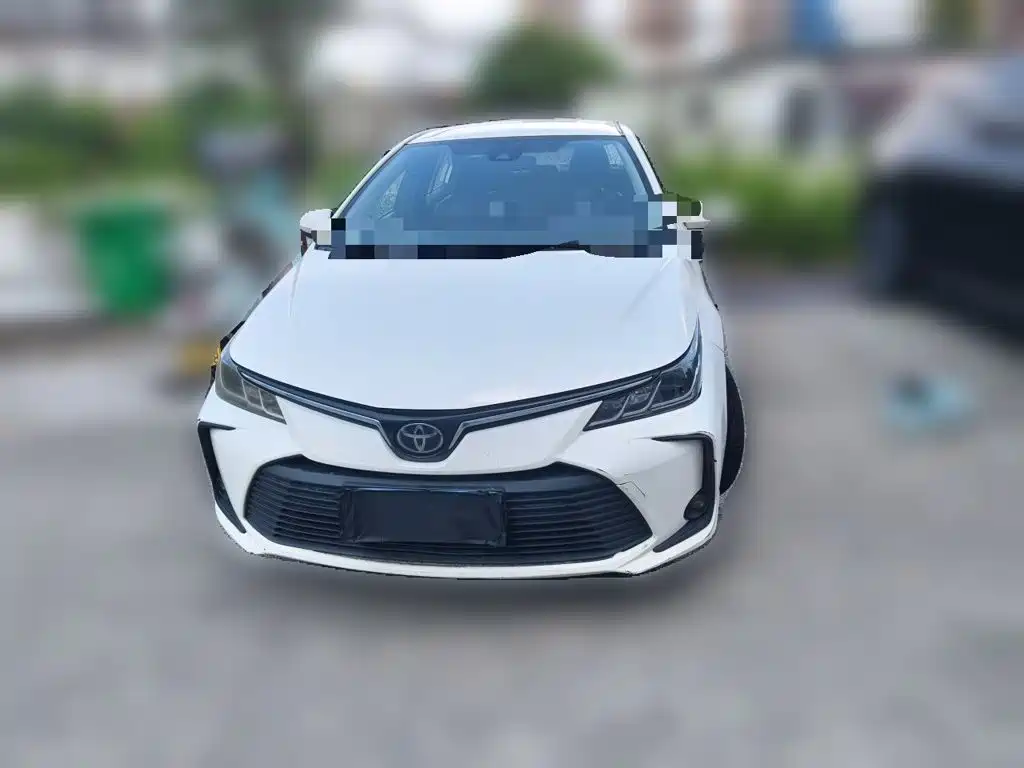 Toyota Corolla — фото 2