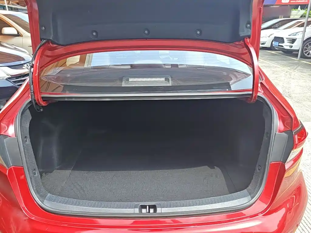 Toyota Levin — фото 19