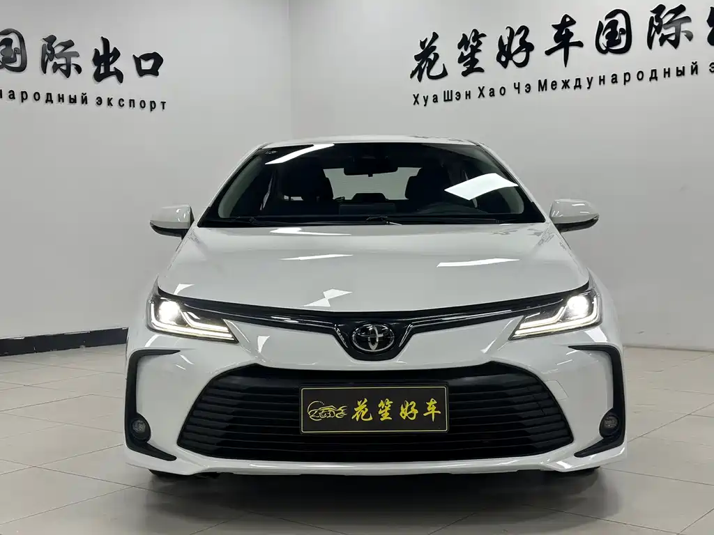 Toyota Corolla — фото 2