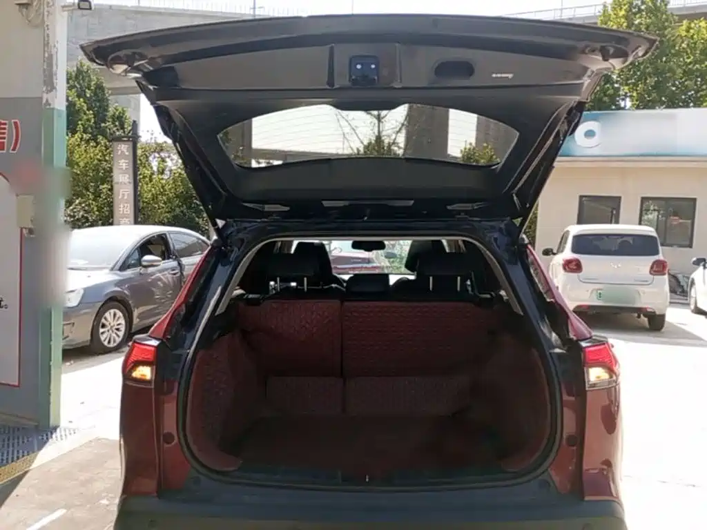 Toyota Corolla Cross — фото 19