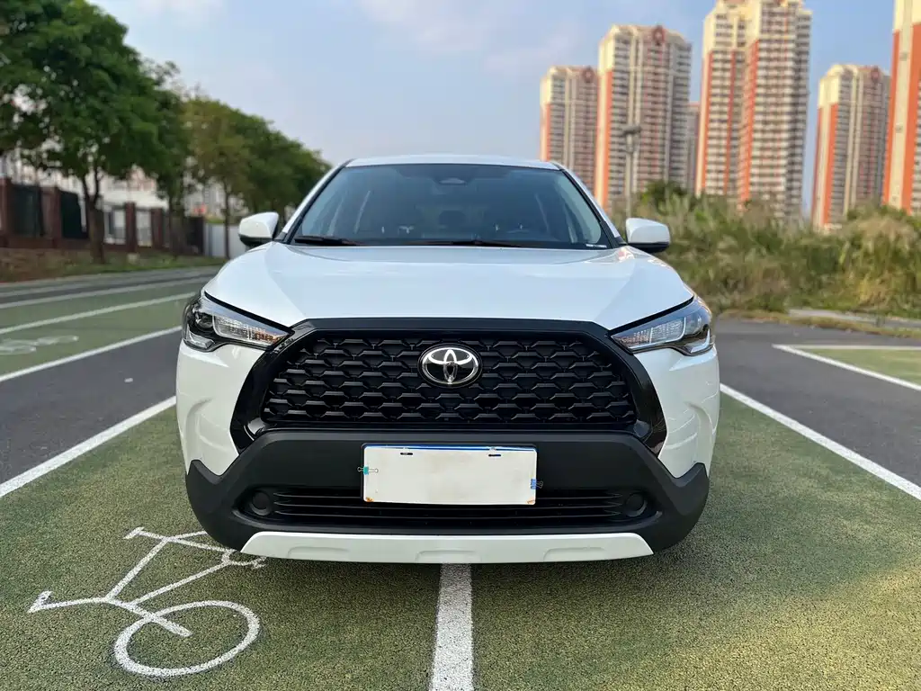 Toyota Corolla Cross — фото 17