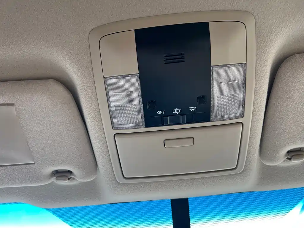 Toyota Prado (Import) — фото 13